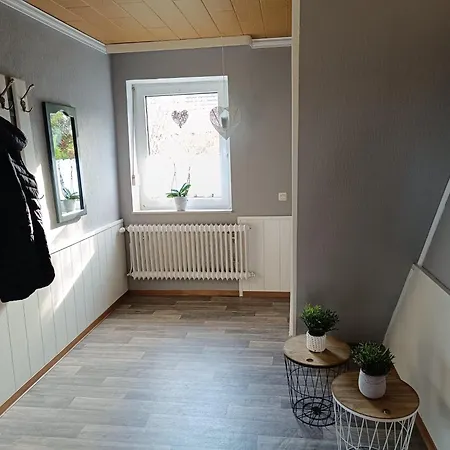 Holiday home Jollenhuus